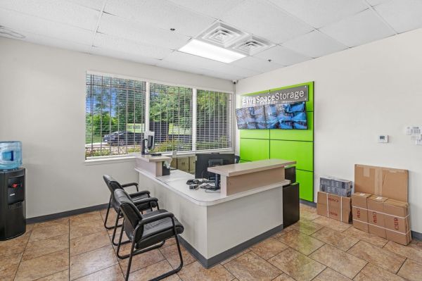 Extra Space Storage - 7944 - Dallas - Marvin D. Love Freeway - 3714 Marvin D. Love Freeway