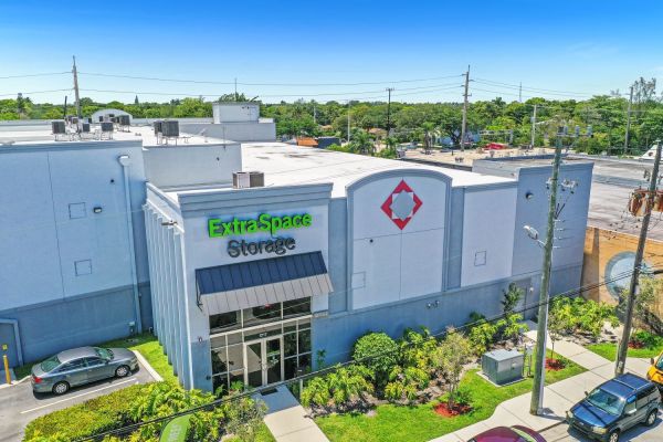 Extra Space Storage - 7985 - Fort Lauderdale - 1st Ave - 1217 Southwest 1st Avenue