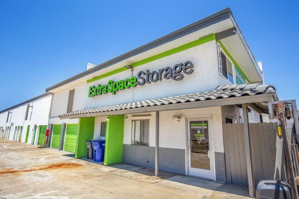 Extra Space Storage - 7987 - El Cajon - Magnolia Ave - 1636 Magnolia Avenue