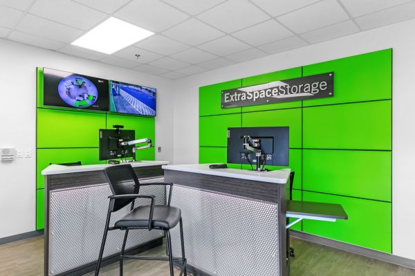 Extra Space Storage - 7992 - Jackson - Robinson Rd - 4704 Robinson Road
