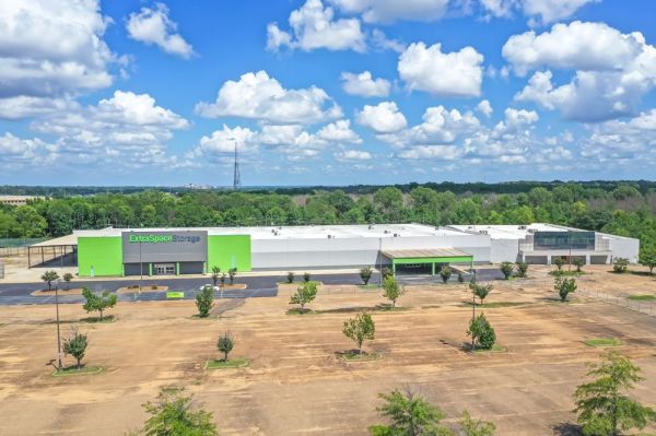 Extra Space Storage - 7992 - Jackson - Robinson Rd - 4704 Robinson Road