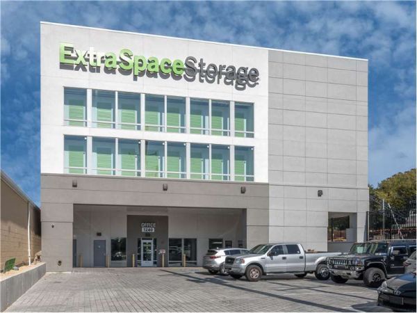 Extra Space Storage - 8847 - Washington DC - Mount Olivet Road - 1240 Mount Olivet Road Northeast