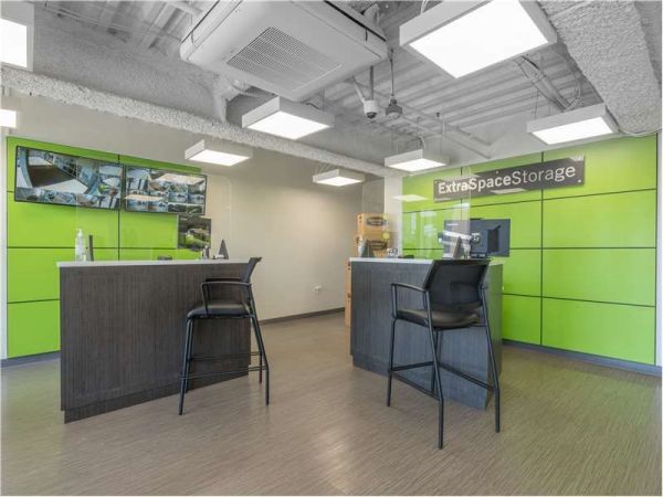 Extra Space Storage - 8847 - Washington DC - Mount Olivet Road - 1240 Mount Olivet Road Northeast