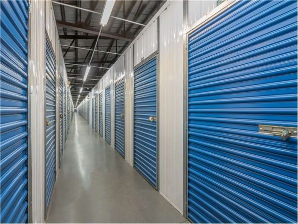 Extra Space Storage - 0642 - Edgewater - River Rd - 410 River Road