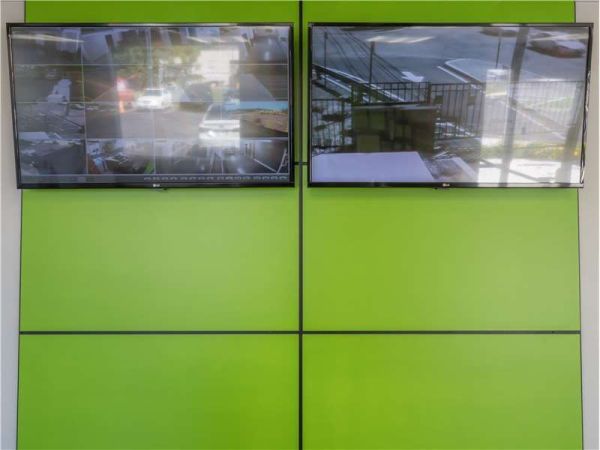 Extra Space Storage - 0808 - Hasbrouck Heights - Route 17 N - 74 New Jersey 17