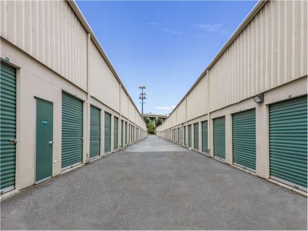 Extra Space Storage - 8190 - Clifton - Broad Street - 515 Broad Street