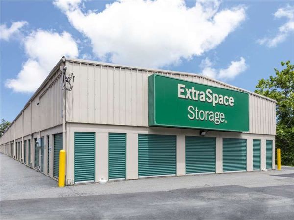 Extra Space Storage - 8190 - Clifton - Broad Street - 515 Broad Street