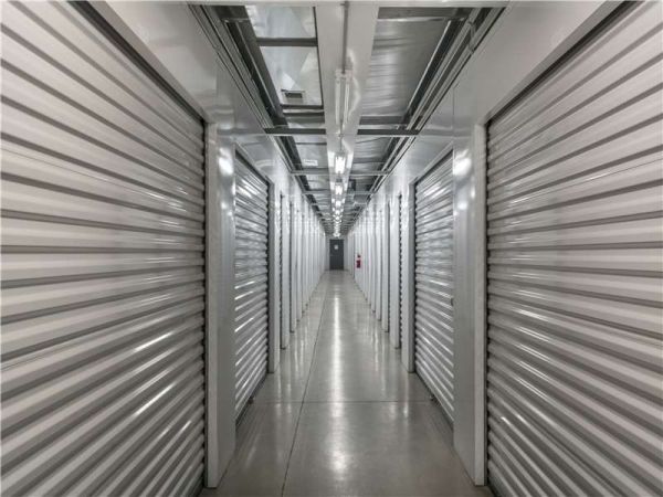 Extra Space Storage - 8289 - Saratoga Springs - N Stagecoach Dr - 2148 North Stagecoach Drive