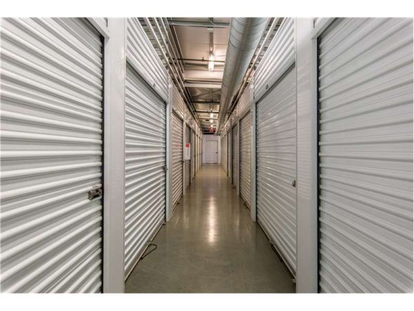 Extra Space Storage - 8530 - Rialto - Locust Ave - 3285 North Locust Avenue