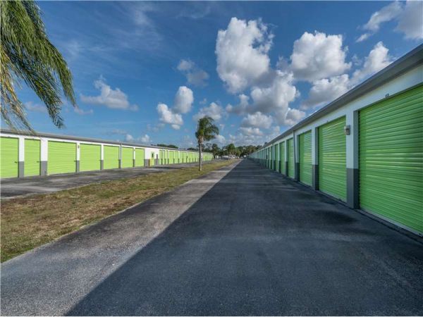 Extra Space Storage - 8552 - Palm Bay - Malabar Rd - 270 Malabar Road