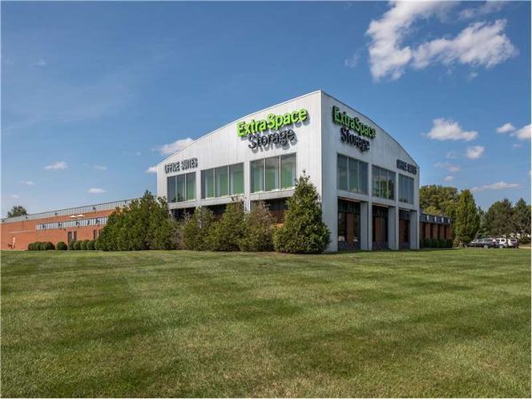 Extra Space Storage - 8621 - Ellisville - Strecker Road - 10 Strecker Road