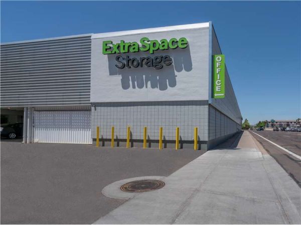 Extra Space Storage - 8786 - Phoenix - Indian School Rd - 301 West Indian School Road