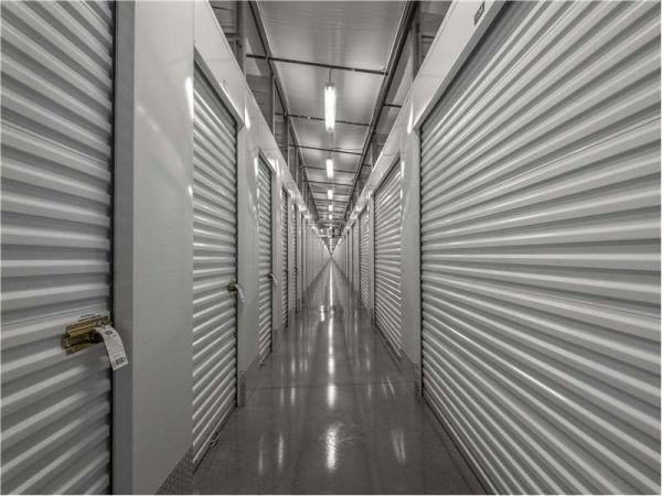Extra Space Storage - 8840 - Orlando - Narcoossee Rd - 11261 Narcoossee Road