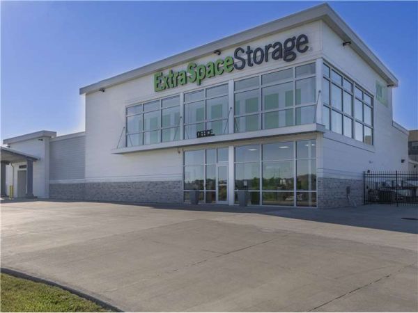 Extra Space Storage - 8737 - Omaha - Edna St - 19025 Edna Street