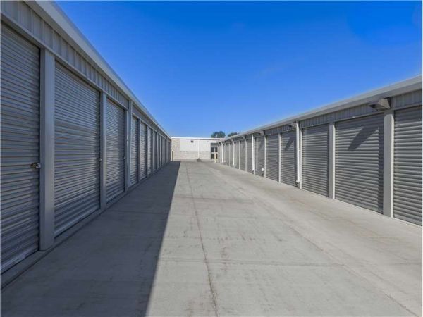 Extra Space Storage - 8737 - Omaha - Edna St - 19025 Edna Street