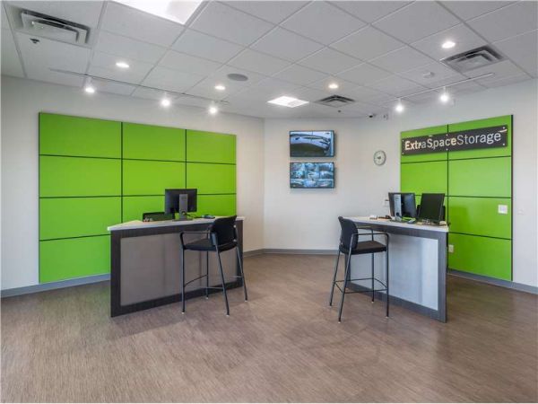 Extra Space Storage - 8845 - Grafton - County Hwy W - 2091 County Highway West