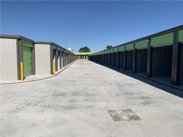Extra Space Storage - 8975 - Baytown - Decker Dr - 3908 Decker Drive