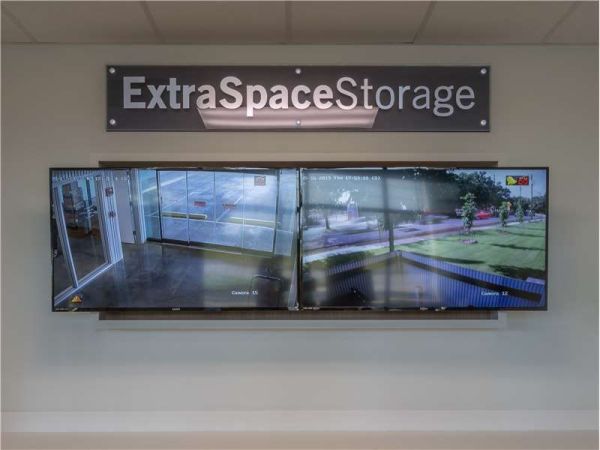 Extra Space Storage - 8990 - Austin - Boston Lane - 4518 Boston Lane