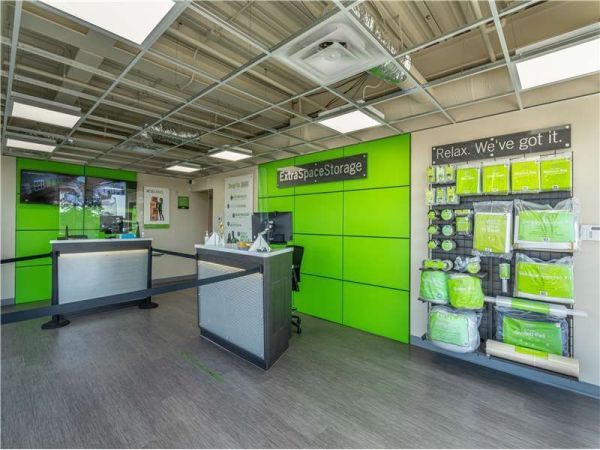 Extra Space Storage - 8943 - Albuquerque - Ladera Dr NW - 1911 Ladera Drive Northwest