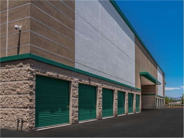 Extra Space Storage - 7186 - Irvine - 17 Shield - Annex - 17 Shield