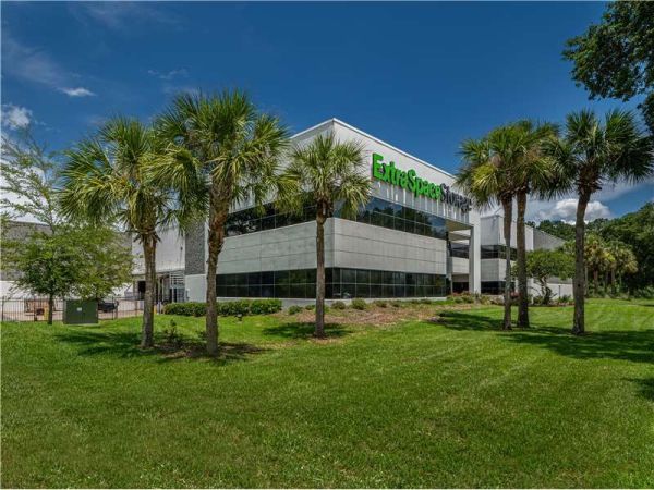Extra Space Storage - 7256 - Jacksonville - Southpoint Pkwy - 6611 Southpoint Parkway