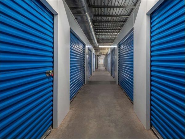 Extra Space Storage - 7256 - Jacksonville - Southpoint Pkwy - 6611 Southpoint Parkway