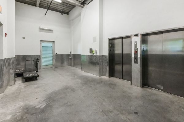Extra Space Storage - 7252 - Miami - 10th Ave - 7865 Northeast 10th Avenue