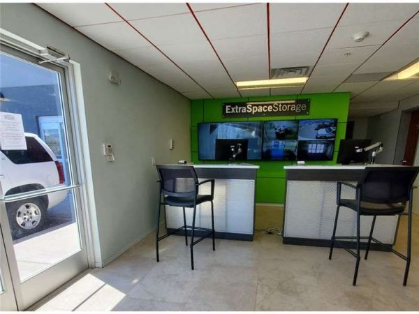 Extra Space Storage - 8966 - Albuquerque - Yale Blvd NE - 4100 Yale Boulevard Northeast