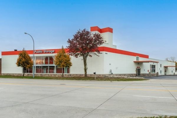 Public Storage - Saint Clair Shores - 20355 E 9 Mile Rd - 20355 E 9 Mile Rd