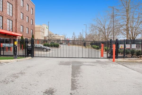 Public Storage - Brentwood - 1734 Carothers Pkwy - 1734 Carothers Pkwy