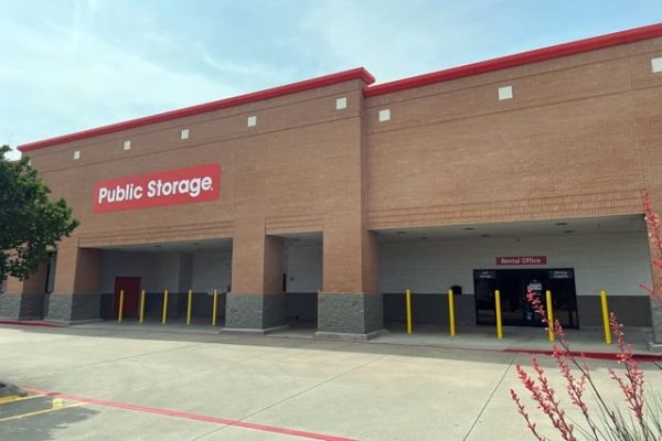 Public Storage - Benbrook - 8510 Benbrook Blvd - 8510 Benbrook Blvd
