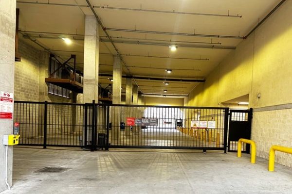 Public Storage - Dallas - 2425 Canton St - 2425 Canton St