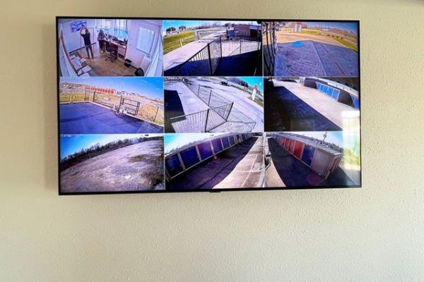 Public Storage - Manvel - 17512 Highway 6 - 17512 Highway 6