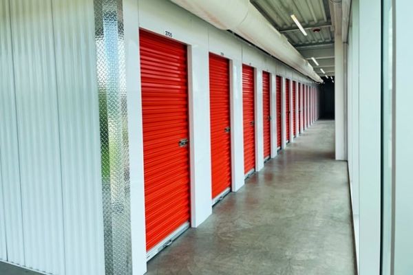 Public Storage - Woodbury - 593 Commerce Dr - 593 Commerce Dr