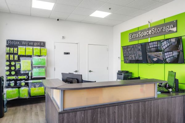 Extra Space Storage - 6276 - Warner Robins - Houston Rd - 827 North Houston Road