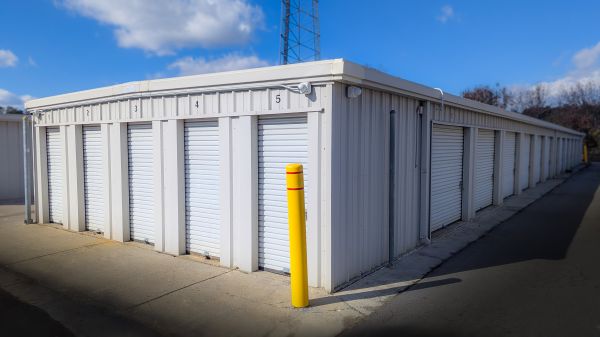 Hiram Storage Center - 100 Poag Crossing