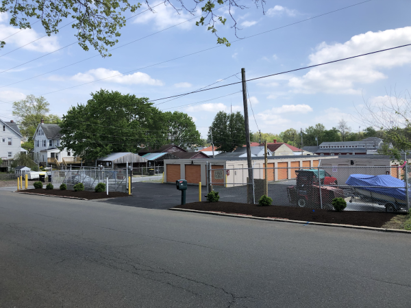 K Square Self Storage - 328 West Mulberry Street