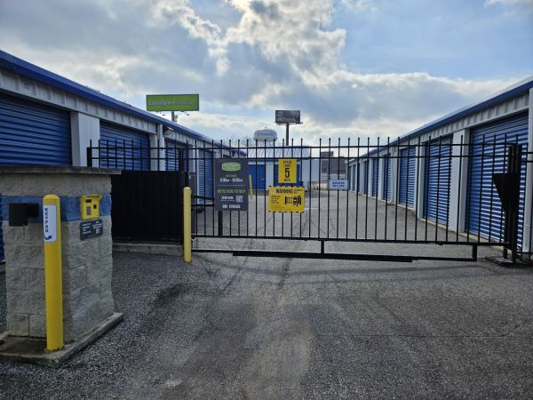 Extra Space Storage - 2143 - Evansville - Tippecanoe Dr - 4815 Tippecanoe Drive