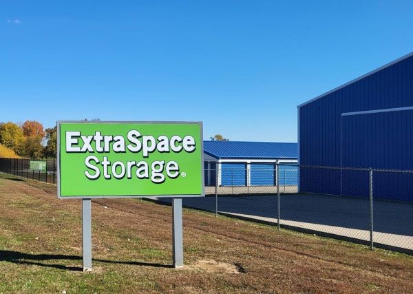 Extra Space Storage - 2163 - Paris - Jasper St - 610 East Jasper Street