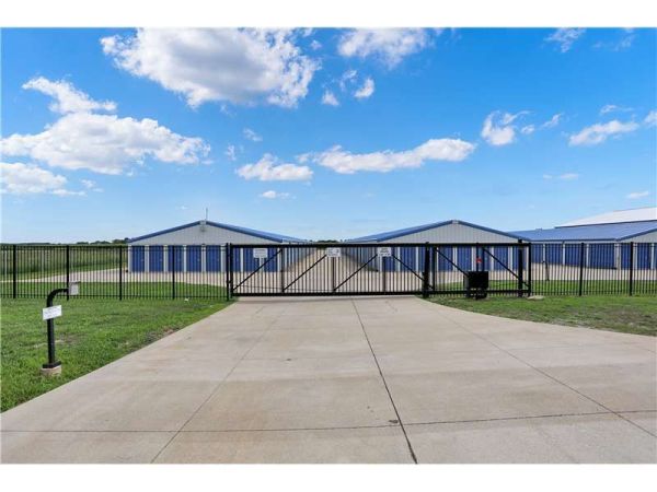 Extra Space Storage - 2163 - Paris - Jasper St - 610 East Jasper Street