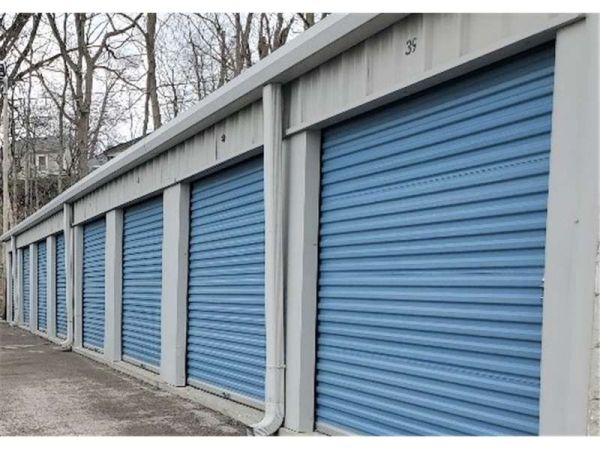 Extra Space Storage - 2177 - Madison - 2nd St - 1054 West 2nd Street