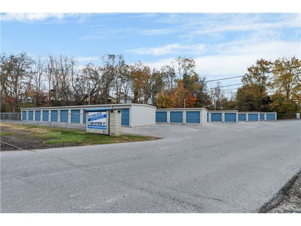 Extra Space Storage - 2177 - Madison - 2nd St - 1054 West 2nd Street