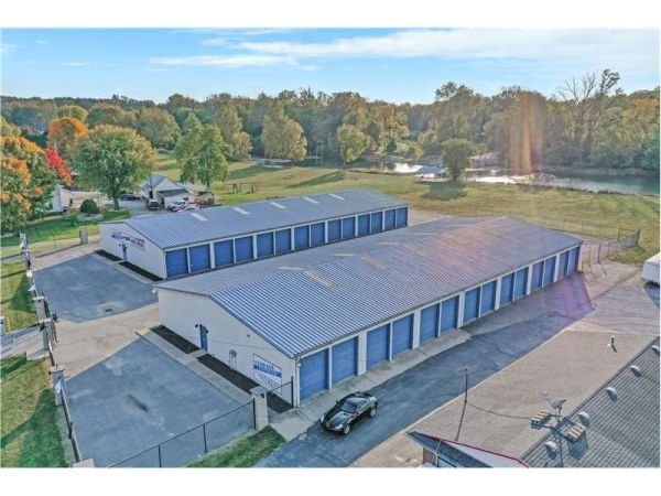 Extra Space Storage - 2202 - Sidney - Riverside Dr - 999 Riverside Drive