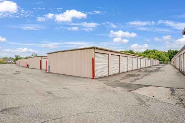 Extra Space Storage - 6203 - Chester - Andrews Ln - Annex - 1 Andrews Lane