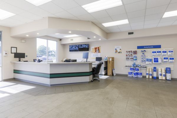 The Storage Center 8014 - Oak Villa - 2240 Oak Villa Boulevard