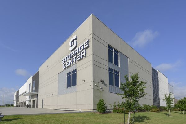 The Storage Center 8055 - West Esplanade - 1529 32nd Street