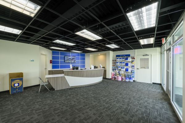 The Storage Center 8055 - West Esplanade - 1529 32nd Street