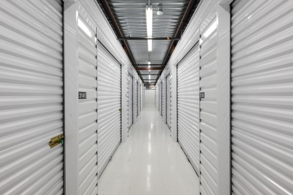 The Storage Center 8055 - West Esplanade - 1529 32nd Street