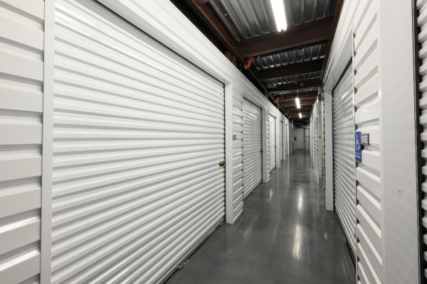 The Storage Center 8062 - Westbank Expressway - 1400 Westbank Expressway