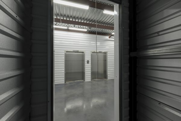 The Storage Center 8062 - Westbank Expressway - 1400 Westbank Expressway